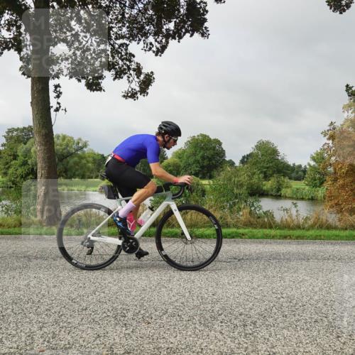 30.08.2026 - Elbe Triathlon Hamburg Michael Burmester http://msf.ph/oto/10049627 30.08.2026 09:39:20 Radfahren 270, 363, 429, 529, 583, 712, 742, 749 meine-sportfotos.de