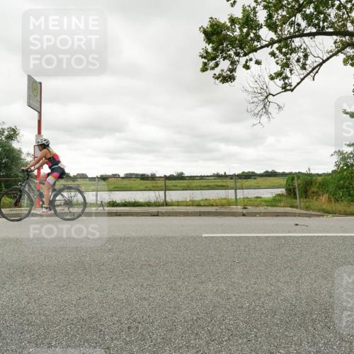 30.08.2026 - Elbe Triathlon Hamburg Michael Burmester http://msf.ph/oto/10049640 30.08.2026 15:34:45 Radfahren  meine-sportfotos.de