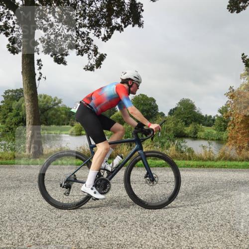 30.08.2026 - Elbe Triathlon Hamburg Michael Burmester http://msf.ph/oto/10049650 30.08.2026 09:39:26 Radfahren 363, 429, 437, 529, 621, 712, 742, 757 meine-sportfotos.de