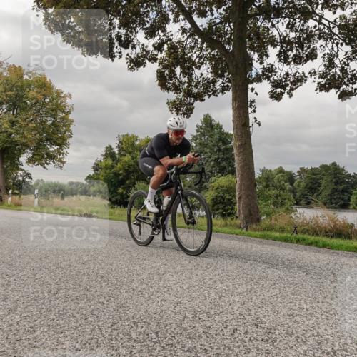 30.08.2026 - Elbe Triathlon Hamburg Michael Burmester http://msf.ph/oto/10049651 30.08.2026 09:52:37 Radfahren 386, 389, 425, 439, 739, 811, 834, 903 meine-sportfotos.de