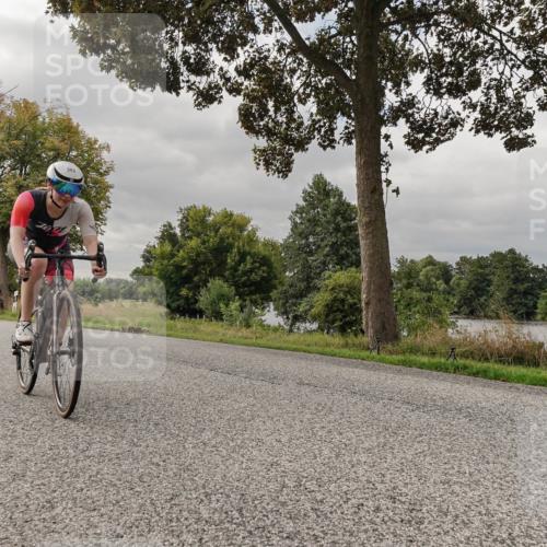 30.08.2026 - Elbe Triathlon Hamburg Michael Burmester http://msf.ph/oto/10049654 30.08.2026 09:52:38 Radfahren 386, 389, 425, 428, 439, 739, 789, 811, 834 meine-sportfotos.de