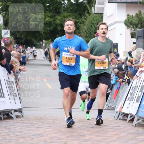 30.08.2026 - Blankeneser Heldenlauf Lena Gebhardt http://msf.ph/oto/10049655 30.08.2026 11:56:59 Ziel 2058, 2219, 2289, 2507, 4141 meine-sportfotos.de