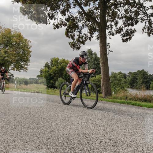 30.08.2026 - Elbe Triathlon Hamburg Michael Burmester http://msf.ph/oto/10049682 30.08.2026 09:52:56 Radfahren 392, 606, 634, 663, 721, 791, 908 meine-sportfotos.de
