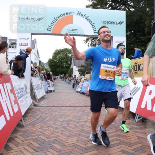 30.08.2026 - Blankeneser Heldenlauf Lena Gebhardt http://msf.ph/oto/10049694 30.08.2026 11:57:03 Ziel 2058, 2219, 2289, 4141 meine-sportfotos.de