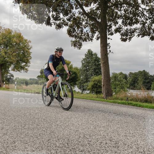 30.08.2026 - Elbe Triathlon Hamburg Michael Burmester http://msf.ph/oto/10049696 30.08.2026 09:53:06 Radfahren 364, 392, 443, 600, 836 meine-sportfotos.de