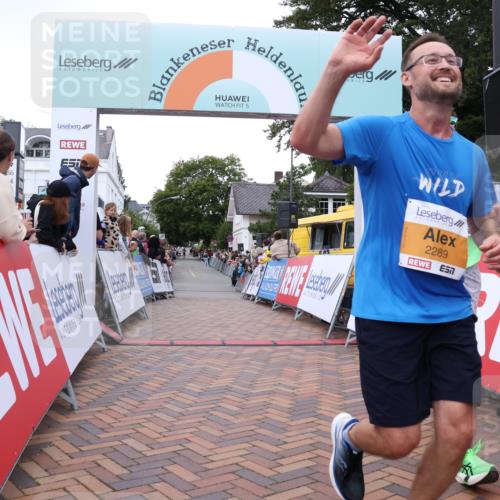 30.08.2026 - Blankeneser Heldenlauf Lena Gebhardt http://msf.ph/oto/10049704 30.08.2026 11:57:03 Ziel 2058, 2219, 2289, 4141 meine-sportfotos.de