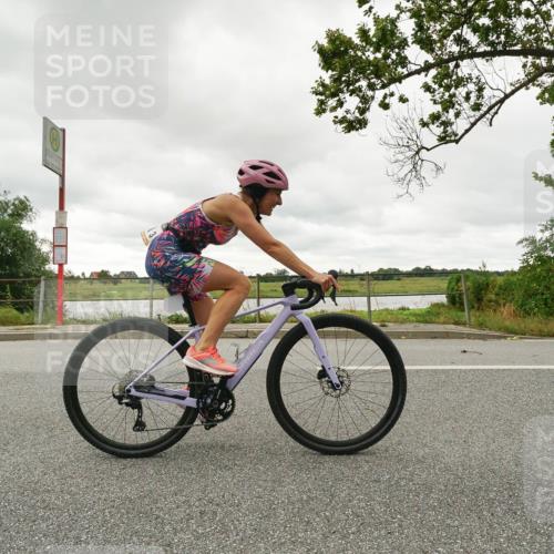 30.08.2026 - Elbe Triathlon Hamburg Michael Burmester http://msf.ph/oto/10049728 30.08.2026 15:35:56 Radfahren  meine-sportfotos.de