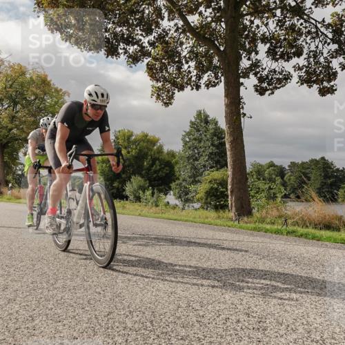 30.08.2026 - Elbe Triathlon Hamburg Michael Burmester http://msf.ph/oto/10049729 30.08.2026 09:53:38 Radfahren 320, 435, 516, 575, 773, 965, 1897 meine-sportfotos.de