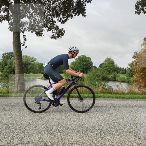 30.08.2026 - Elbe Triathlon Hamburg Michael Burmester http://msf.ph/oto/10049741 30.08.2026 09:39:54 Radfahren 271, 338, 557, 604, 737 meine-sportfotos.de