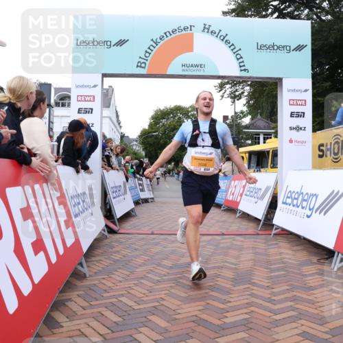 30.08.2026 - Blankeneser Heldenlauf Lena Gebhardt http://msf.ph/oto/10049754 30.08.2026 11:57:28 Ziel 2059 meine-sportfotos.de