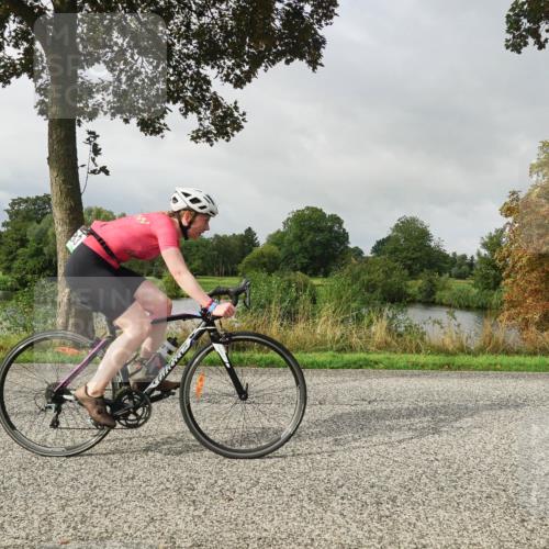 30.08.2026 - Elbe Triathlon Hamburg Michael Burmester http://msf.ph/oto/10049767 30.08.2026 09:40:01 Radfahren 271, 617, 657, 737, 883 meine-sportfotos.de