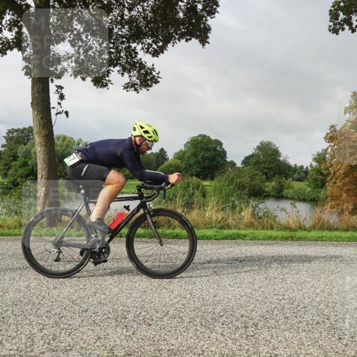 30.08.2026 - Elbe Triathlon Hamburg Michael Burmester http://msf.ph/oto/10049772 30.08.2026 09:40:02 Radfahren 271, 617, 643, 657, 883 meine-sportfotos.de