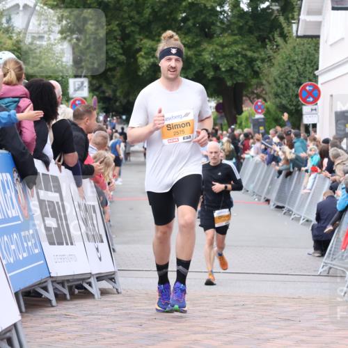 30.08.2026 - Blankeneser Heldenlauf Lena Gebhardt http://msf.ph/oto/10049781 30.08.2026 11:57:38 Ziel 2575 meine-sportfotos.de