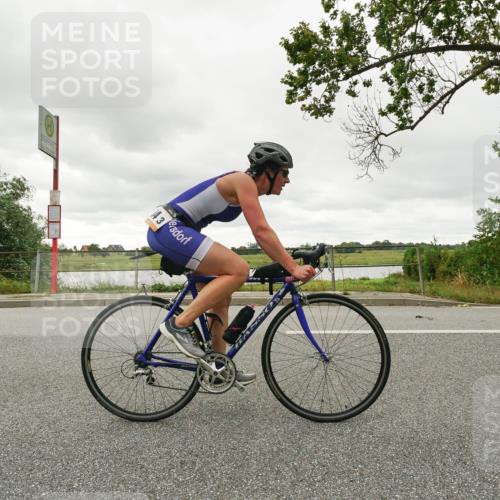 30.08.2026 - Elbe Triathlon Hamburg Michael Burmester http://msf.ph/oto/10049782 30.08.2026 15:36:52 Radfahren  meine-sportfotos.de
