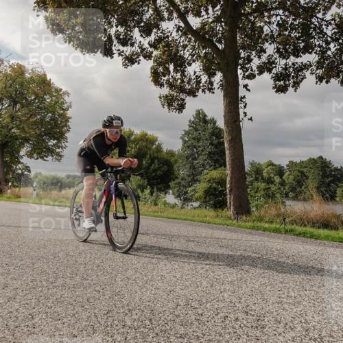 30.08.2026 - Elbe Triathlon Hamburg Michael Burmester http://msf.ph/oto/10049792 30.08.2026 09:54:40 Radfahren 648, 711, 856, 911, 960 meine-sportfotos.de