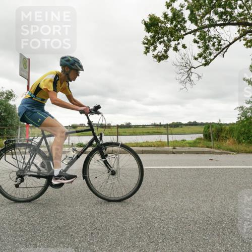 30.08.2026 - Elbe Triathlon Hamburg Michael Burmester http://msf.ph/oto/10049805 30.08.2026 15:37:22 Radfahren  meine-sportfotos.de