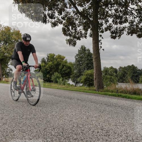 30.08.2026 - Elbe Triathlon Hamburg Michael Burmester http://msf.ph/oto/10049841 30.08.2026 09:55:22 Radfahren 457, 488, 528, 534, 628, 633, 933, 939, 961, 967 meine-sportfotos.de
