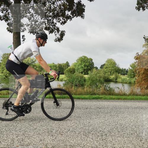 30.08.2026 - Elbe Triathlon Hamburg Michael Burmester http://msf.ph/oto/10049845 30.08.2026 09:40:39 Radfahren 288, 318, 397, 399, 403, 404, 676 meine-sportfotos.de