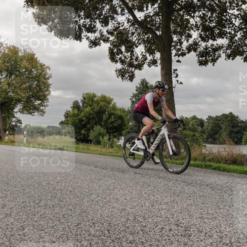 30.08.2026 - Elbe Triathlon Hamburg Michael Burmester http://msf.ph/oto/10049855 30.08.2026 09:55:27 Radfahren 353, 528, 534, 617, 628, 633, 669, 939, 961 meine-sportfotos.de