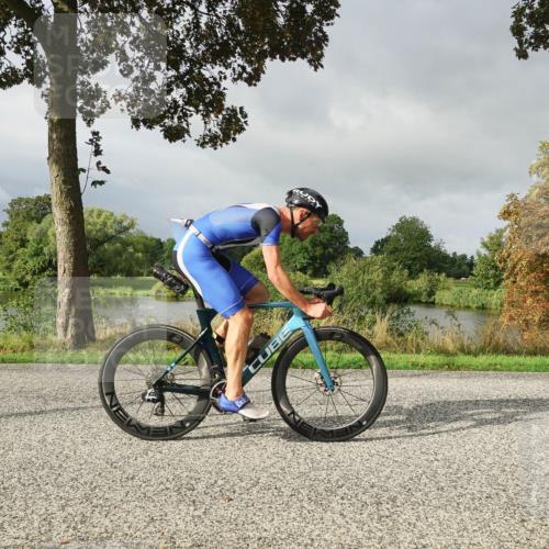 30.08.2026 - Elbe Triathlon Hamburg Michael Burmester http://msf.ph/oto/10049870 30.08.2026 09:40:46 Radfahren 288, 318, 421, 853 meine-sportfotos.de