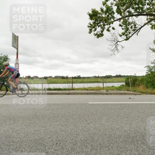 30.08.2026 - Elbe Triathlon Hamburg Michael Burmester http://msf.ph/oto/10049872 30.08.2026 15:39:01 Radfahren  meine-sportfotos.de