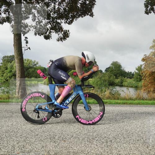 30.08.2026 - Elbe Triathlon Hamburg Michael Burmester http://msf.ph/oto/10049892 30.08.2026 09:40:57 Radfahren 245, 251, 341, 347, 351, 382, 581 meine-sportfotos.de