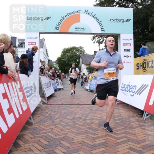 30.08.2026 - Blankeneser Heldenlauf Lena Gebhardt http://msf.ph/oto/10049897 30.08.2026 11:57:48 Ziel 2239, 2574, 2575, 2713, 2869 meine-sportfotos.de