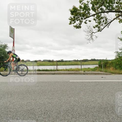 30.08.2026 - Elbe Triathlon Hamburg Michael Burmester http://msf.ph/oto/10049901 30.08.2026 15:39:12 Radfahren  meine-sportfotos.de