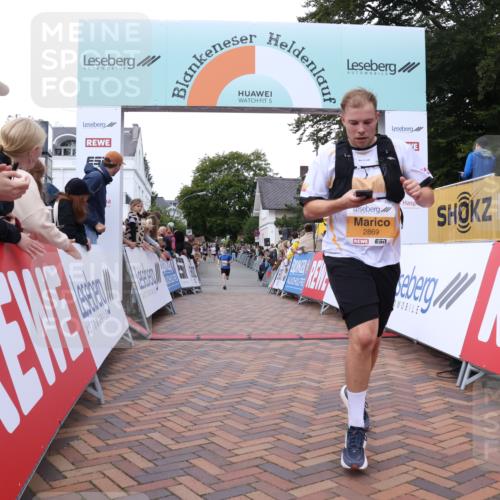 30.08.2026 - Blankeneser Heldenlauf Lena Gebhardt http://msf.ph/oto/10049925 30.08.2026 11:57:50 Ziel 2239, 2574, 2713, 2869 meine-sportfotos.de