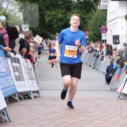 30.08.2026 - Blankeneser Heldenlauf Lena Gebhardt http://msf.ph/oto/10049944 30.08.2026 11:57:54 Ziel 2047, 2574, 2869 meine-sportfotos.de