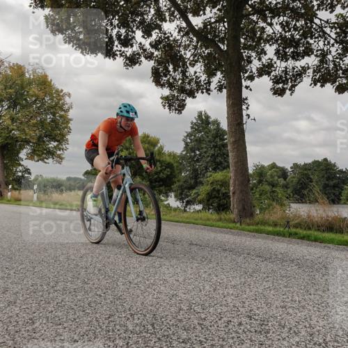 30.08.2026 - Elbe Triathlon Hamburg Michael Burmester http://msf.ph/oto/10049950 30.08.2026 09:56:11 Radfahren 451, 544, 657, 797, 902 meine-sportfotos.de