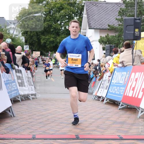 30.08.2026 - Blankeneser Heldenlauf Lena Gebhardt http://msf.ph/oto/10049953 30.08.2026 11:57:55 Ziel 2047, 2574, 2869 meine-sportfotos.de