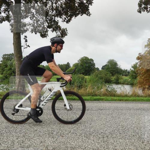 30.08.2026 - Elbe Triathlon Hamburg Michael Burmester http://msf.ph/oto/10050113 30.08.2026 09:42:10 Radfahren 253, 340, 409, 505, 528, 544, 605, 608, 613, 694, 731 meine-sportfotos.de