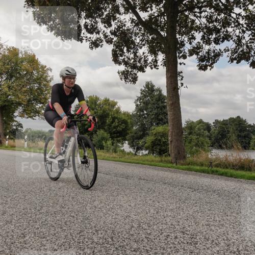 30.08.2026 - Elbe Triathlon Hamburg Michael Burmester http://msf.ph/oto/10050123 30.08.2026 09:58:05 Radfahren 403, 423, 785, 838, 880, 944 meine-sportfotos.de