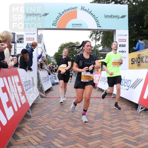 30.08.2026 - Blankeneser Heldenlauf Lena Gebhardt http://msf.ph/oto/10050137 30.08.2026 11:58:17 Ziel 2397, 2560, 2812 meine-sportfotos.de