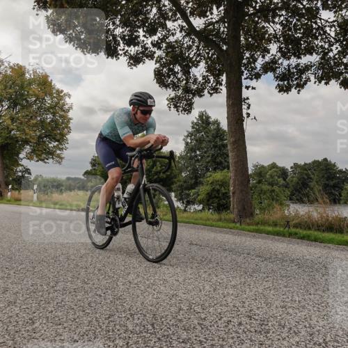 30.08.2026 - Elbe Triathlon Hamburg Michael Burmester http://msf.ph/oto/10050189 30.08.2026 09:58:35 Radfahren 417, 503, 506, 508, 526, 656, 779, 881 meine-sportfotos.de