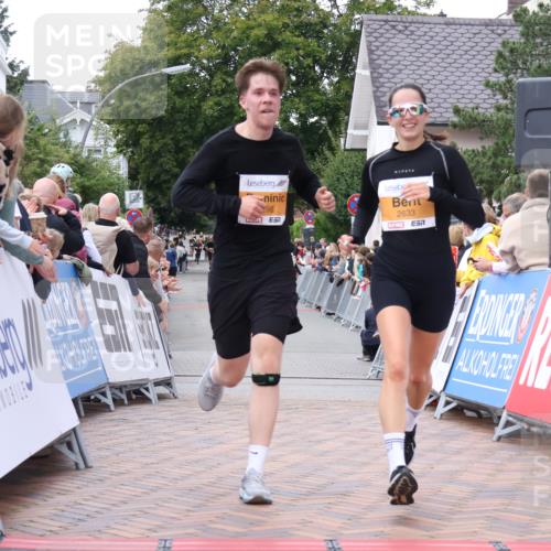 30.08.2026 - Blankeneser Heldenlauf Lena Gebhardt http://msf.ph/oto/10050196 30.08.2026 11:58:22 Ziel 2298, 2306, 2397, 2633, 2812 meine-sportfotos.de
