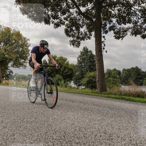 30.08.2026 - Elbe Triathlon Hamburg Michael Burmester http://msf.ph/oto/10050216 30.08.2026 09:58:53 Radfahren 540, 664, 752, 799, 919, 954 meine-sportfotos.de