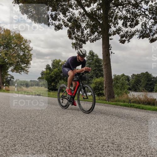 30.08.2026 - Elbe Triathlon Hamburg Michael Burmester http://msf.ph/oto/10050303 30.08.2026 09:59:41 Radfahren 608, 655, 673, 863 meine-sportfotos.de