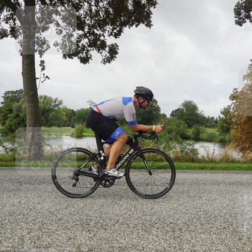 30.08.2026 - Elbe Triathlon Hamburg Michael Burmester http://msf.ph/oto/10050306 30.08.2026 09:43:19 Radfahren 290, 390, 481, 667, 678 meine-sportfotos.de