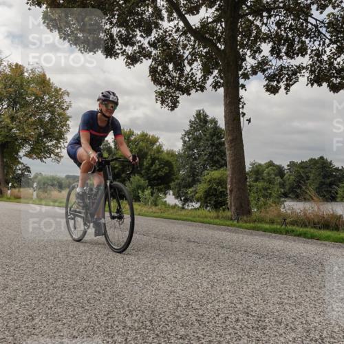 30.08.2026 - Elbe Triathlon Hamburg Michael Burmester http://msf.ph/oto/10050326 30.08.2026 10:00:04 Radfahren 394, 467, 841, 874, 900, 958 meine-sportfotos.de