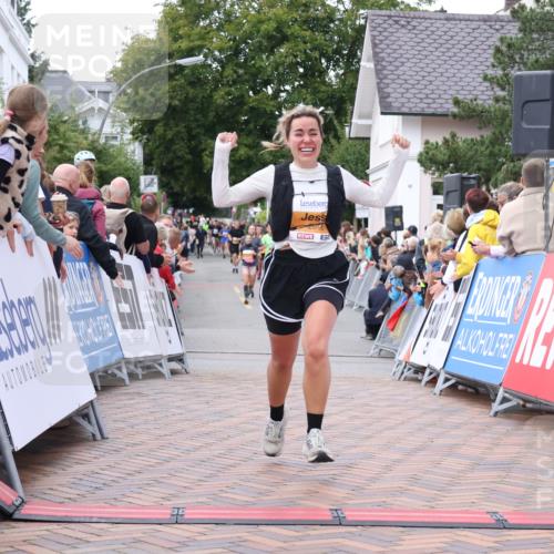 30.08.2026 - Blankeneser Heldenlauf Lena Gebhardt http://msf.ph/oto/10050330 30.08.2026 11:58:34 Ziel 2696 meine-sportfotos.de