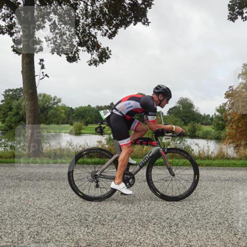 30.08.2026 - Elbe Triathlon Hamburg Michael Burmester http://msf.ph/oto/10050365 30.08.2026 09:43:42 Radfahren 315, 348, 374, 656, 722, 746, 747, 799, 874 meine-sportfotos.de