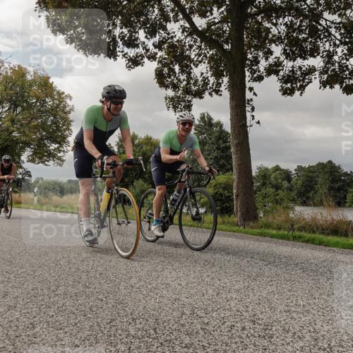 30.08.2026 - Elbe Triathlon Hamburg Michael Burmester http://msf.ph/oto/10050395 30.08.2026 10:01:34 Radfahren 475, 566, 618, 637, 782, 975 meine-sportfotos.de
