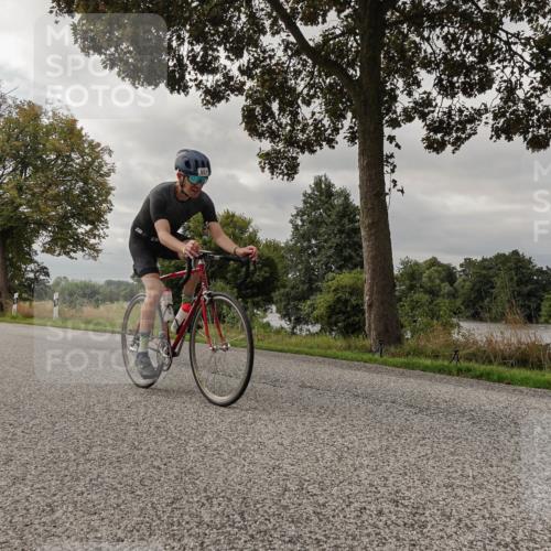 30.08.2026 - Elbe Triathlon Hamburg Michael Burmester http://msf.ph/oto/10050418 30.08.2026 10:01:48 Radfahren 546, 651, 694 meine-sportfotos.de