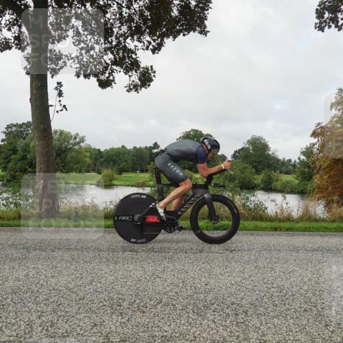 30.08.2026 - Elbe Triathlon Hamburg Michael Burmester http://msf.ph/oto/10050426 30.08.2026 09:44:12 Radfahren 335, 380, 556, 771, 831, 866 meine-sportfotos.de