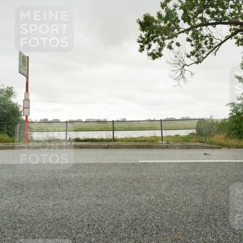 30.08.2026 - Elbe Triathlon Hamburg Michael Burmester http://msf.ph/oto/10050438 30.08.2026 15:45:28 Radfahren  meine-sportfotos.de