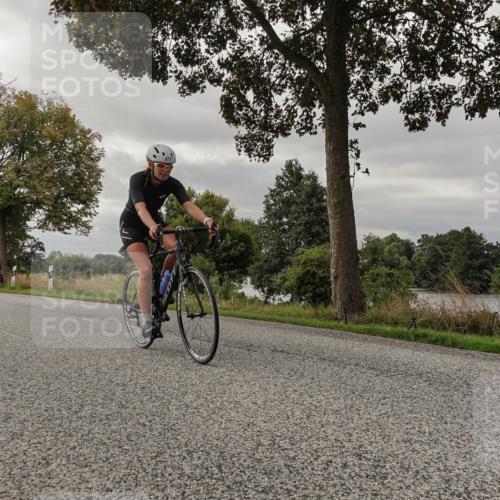 30.08.2026 - Elbe Triathlon Hamburg Michael Burmester http://msf.ph/oto/10050460 30.08.2026 10:02:26 Radfahren 519, 790, 879 meine-sportfotos.de