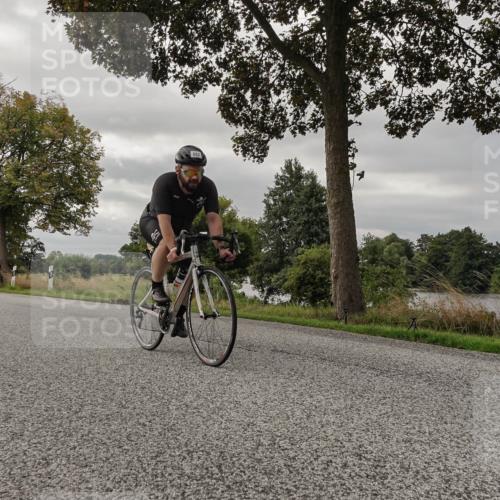 30.08.2026 - Elbe Triathlon Hamburg Michael Burmester http://msf.ph/oto/10050479 30.08.2026 10:02:49 Radfahren 493, 598, 662, 670, 674, 862, 870 meine-sportfotos.de