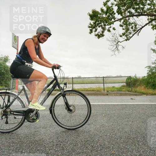 30.08.2026 - Elbe Triathlon Hamburg Michael Burmester http://msf.ph/oto/10050481 30.08.2026 15:47:05 Radfahren  meine-sportfotos.de